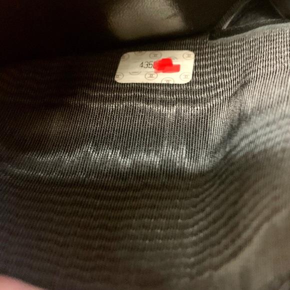 Chanel Caviar Short wallet - Picture 5 of 11